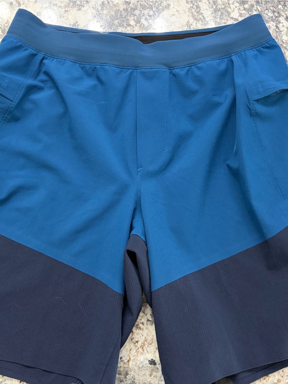 Men's Lululemon Two-Tone Blue Shorts